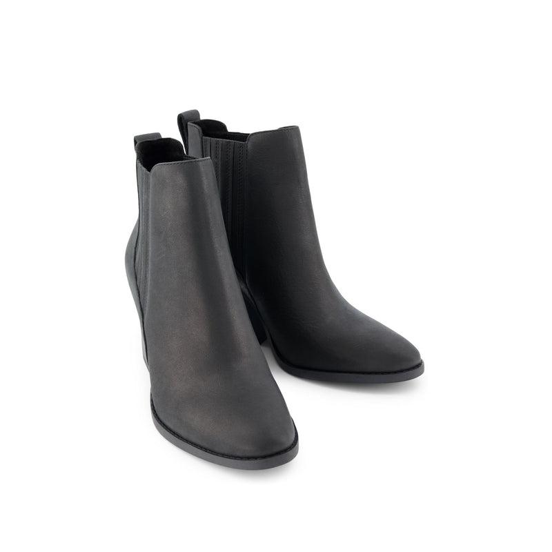 Noa Ankle Boot All Black Leather - Front View Noa Ankle Boot All Black Leather - Front View
